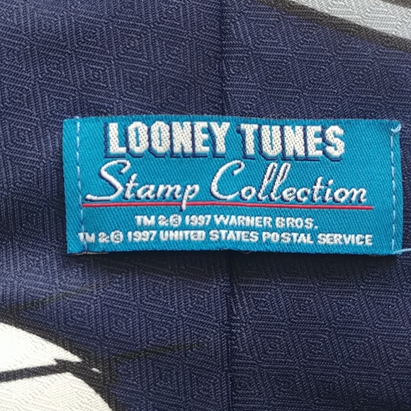 Bugs Bunny Tie - Picture 3 of 3